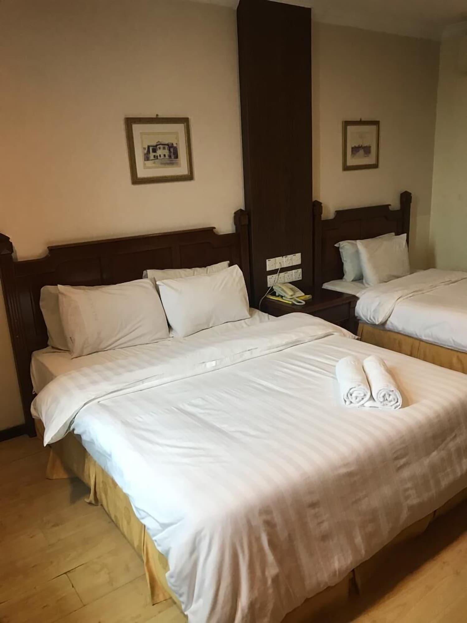 Regal Court Hotel Kuching Luaran gambar