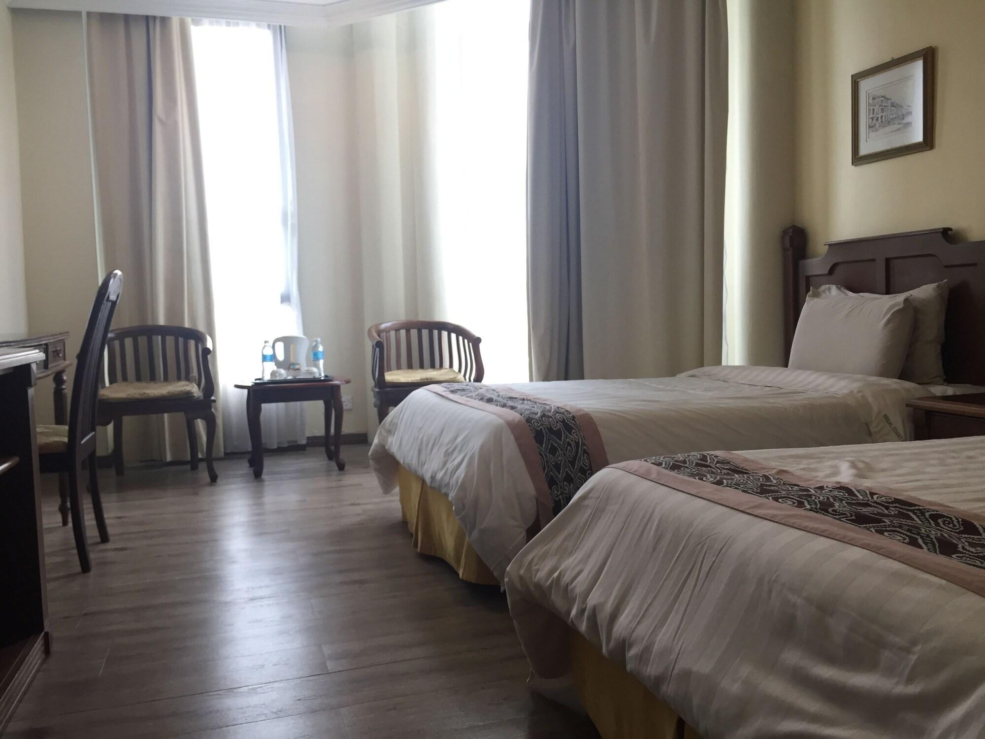 Regal Court Hotel Kuching Luaran gambar