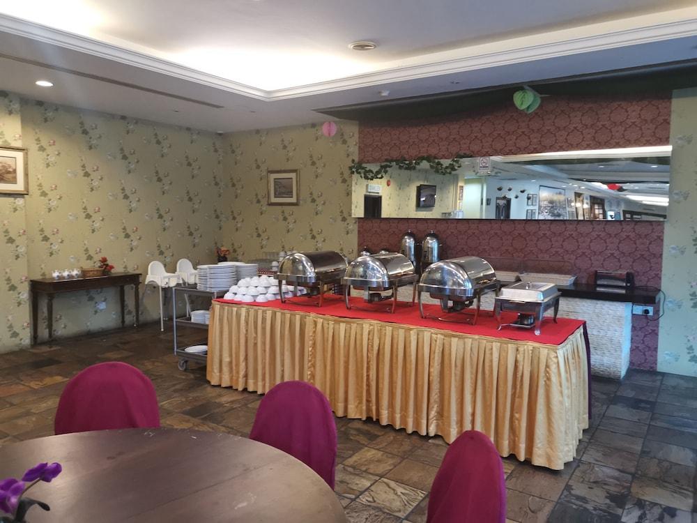 Regal Court Hotel Kuching Luaran gambar