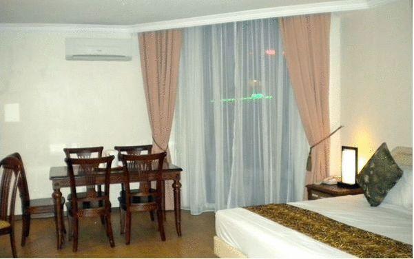 Regal Court Hotel Kuching Bilik gambar