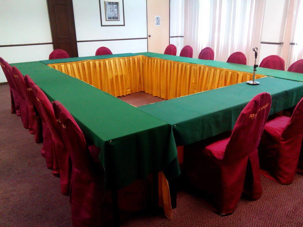 Regal Court Hotel Kuching Luaran gambar