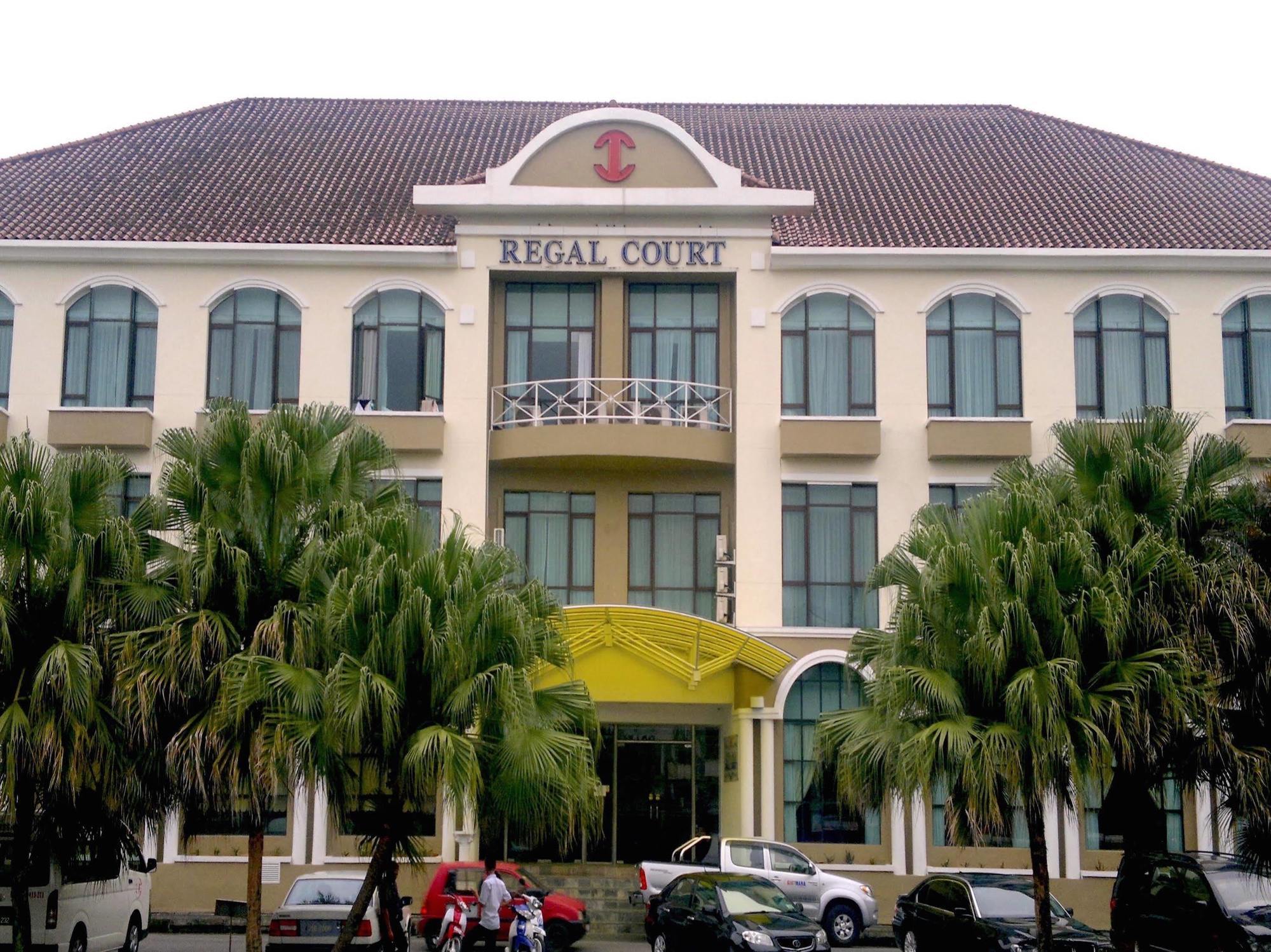 Regal Court Hotel Kuching Luaran gambar