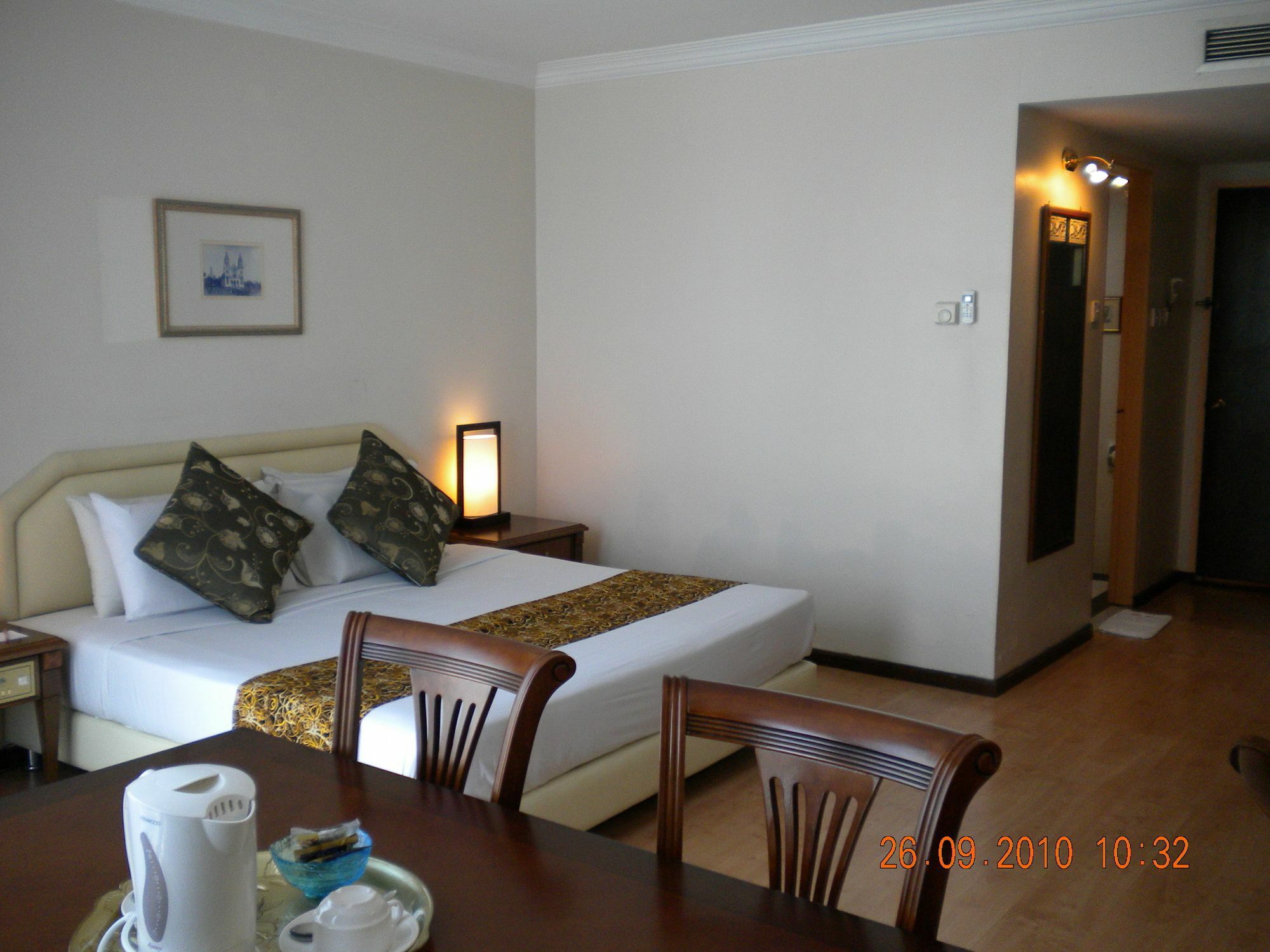 Regal Court Hotel Kuching Luaran gambar